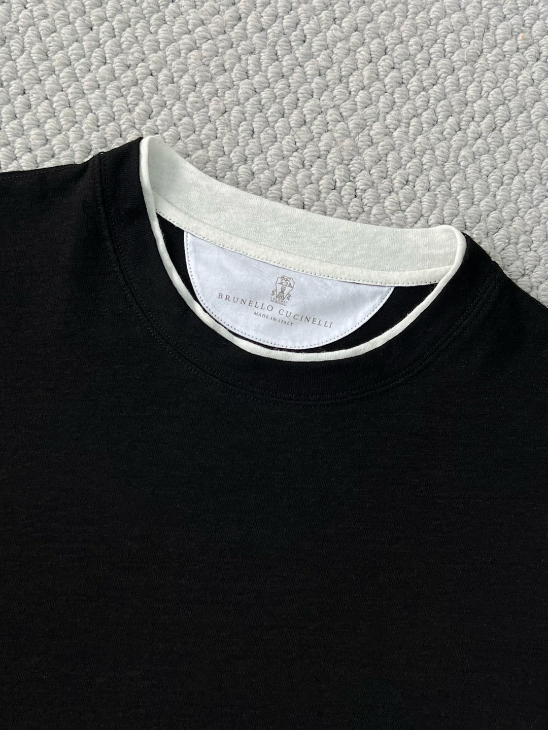 T-shirt à manches courtes et col ras du cou Brunello Cucinell! Fit