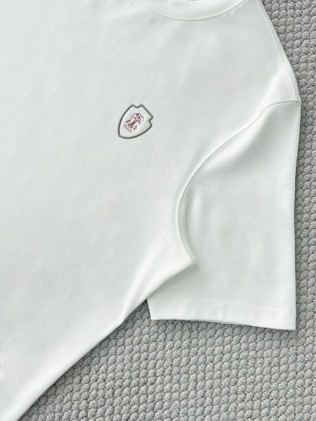 T-shirt de tennis en jersey technique à imprimé logo Brunello Cucinell !