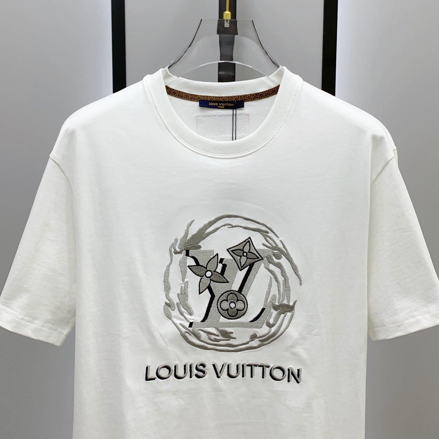 LV Cotton short-sleeved T-shirt in Classic Logo