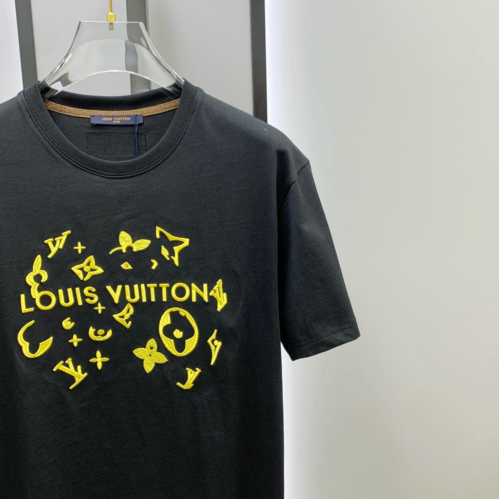 تي شيرت LV قطني بأكمام قصيرة وشعار كلاسيكي