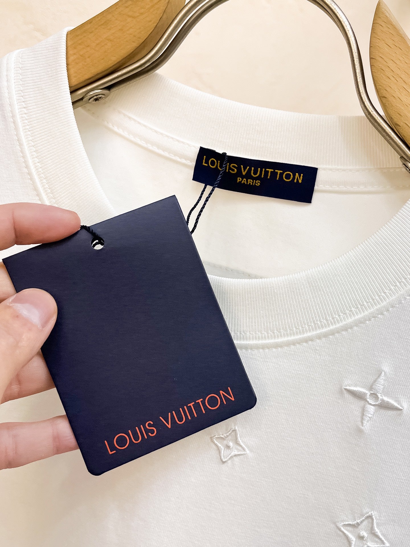 LV Cotton Short Sleeve T-Shirt in Classic Logo