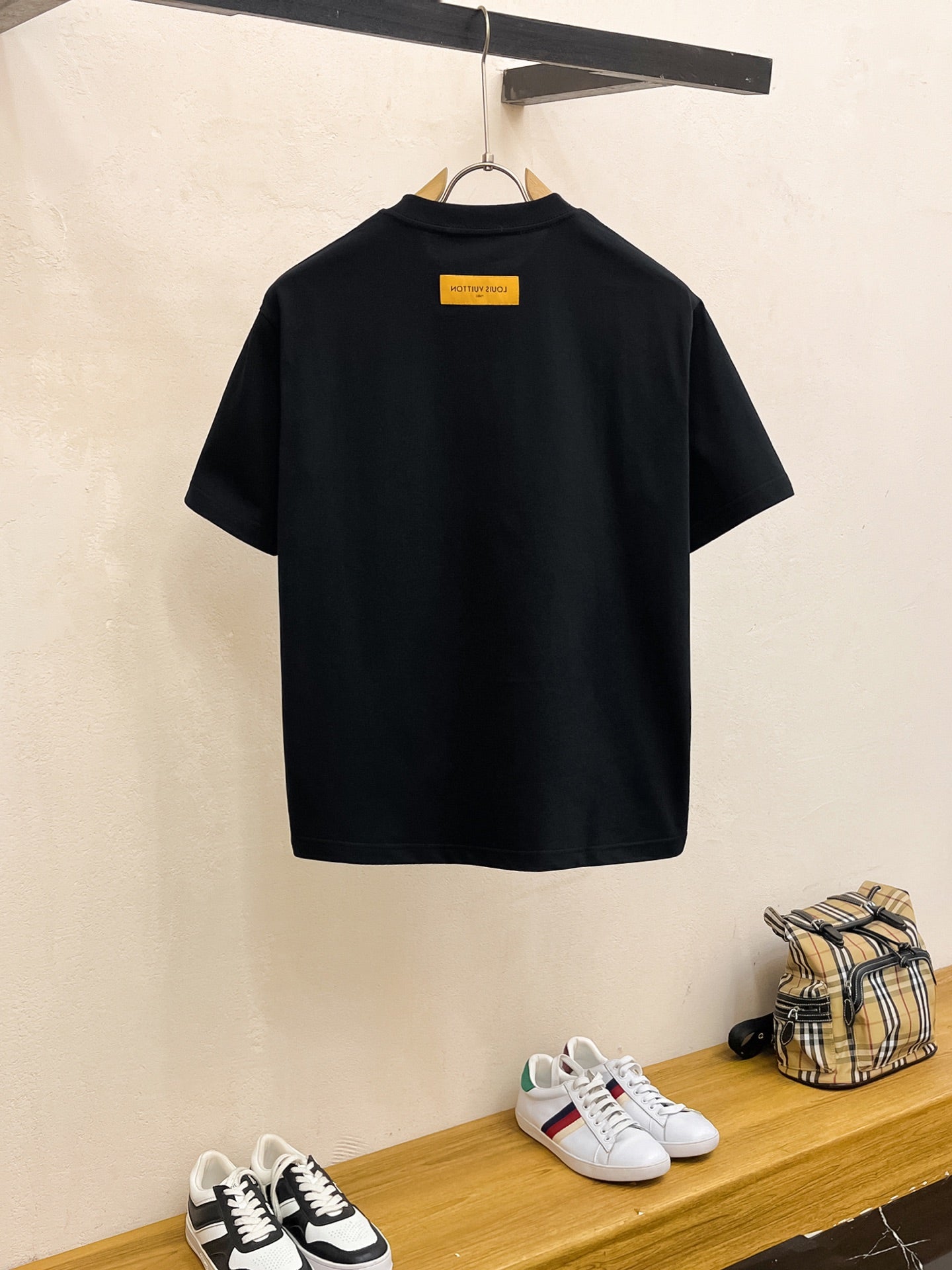 LV Cotton Short Sleeve T-Shirt in Classic Logo