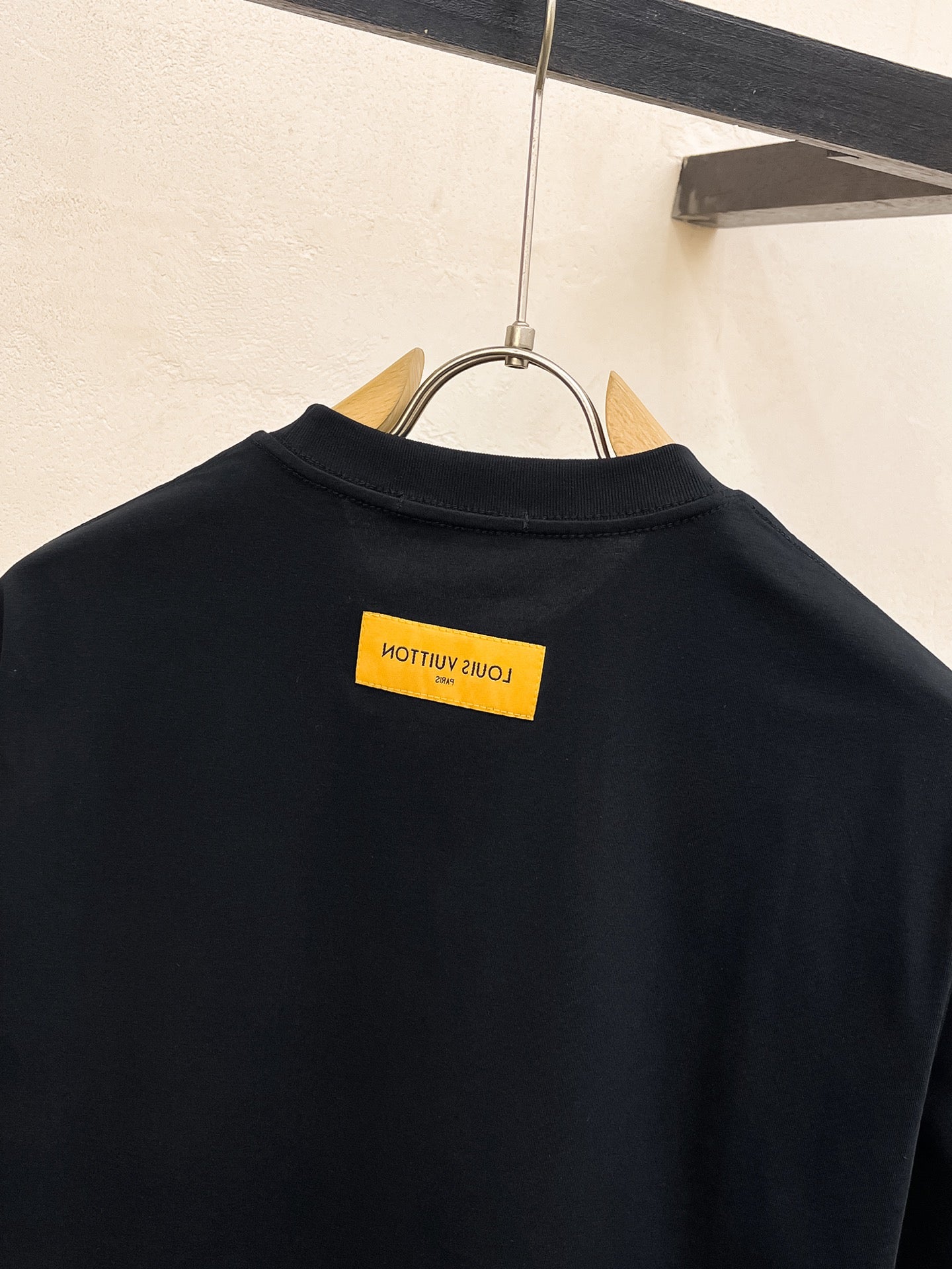 LV Cotton Short Sleeve T-Shirt in Classic Logo