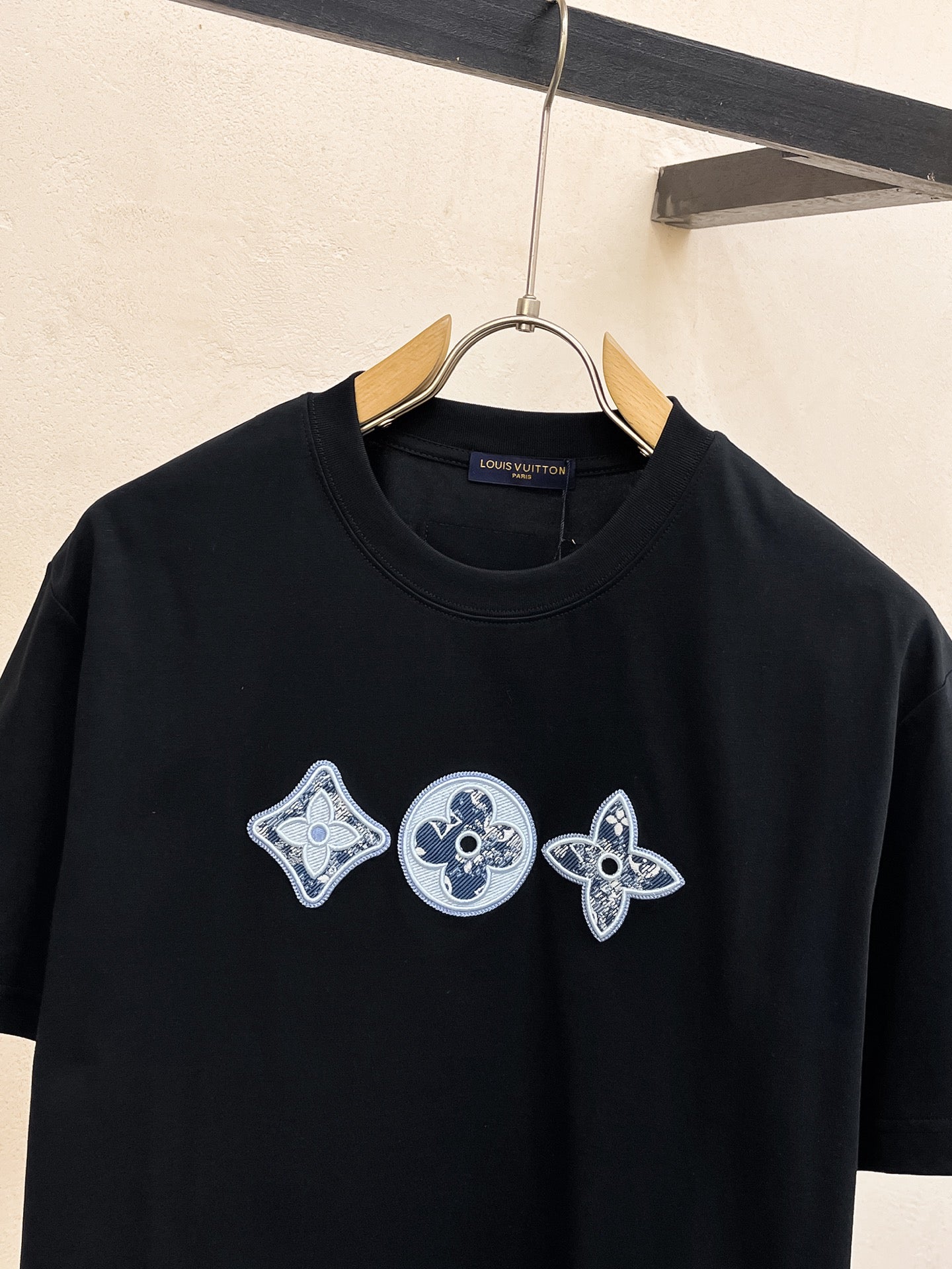 LV Cotton Short Sleeve T-Shirt in Classic Logo