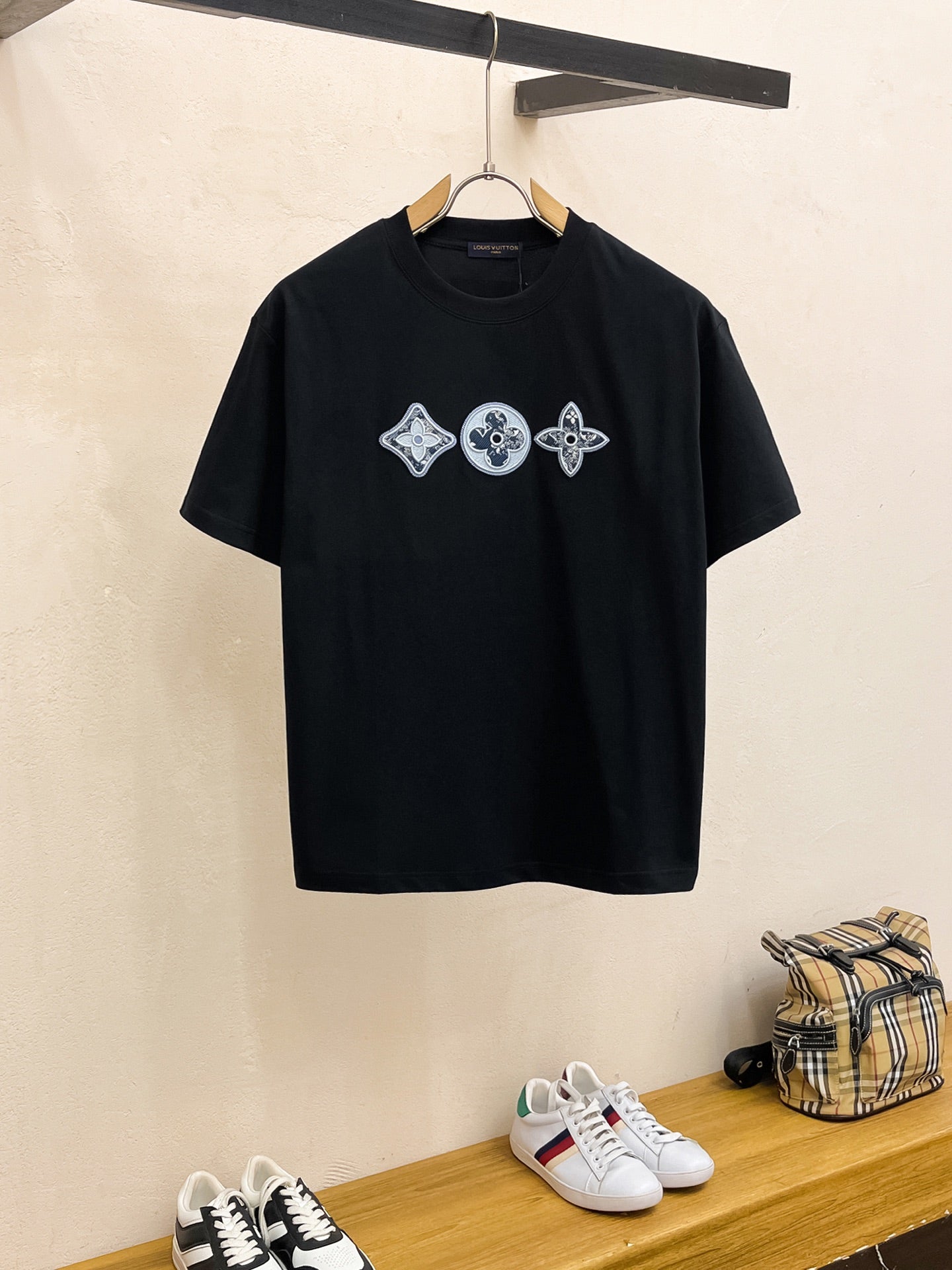 LV Cotton Short Sleeve T-Shirt in Classic Logo
