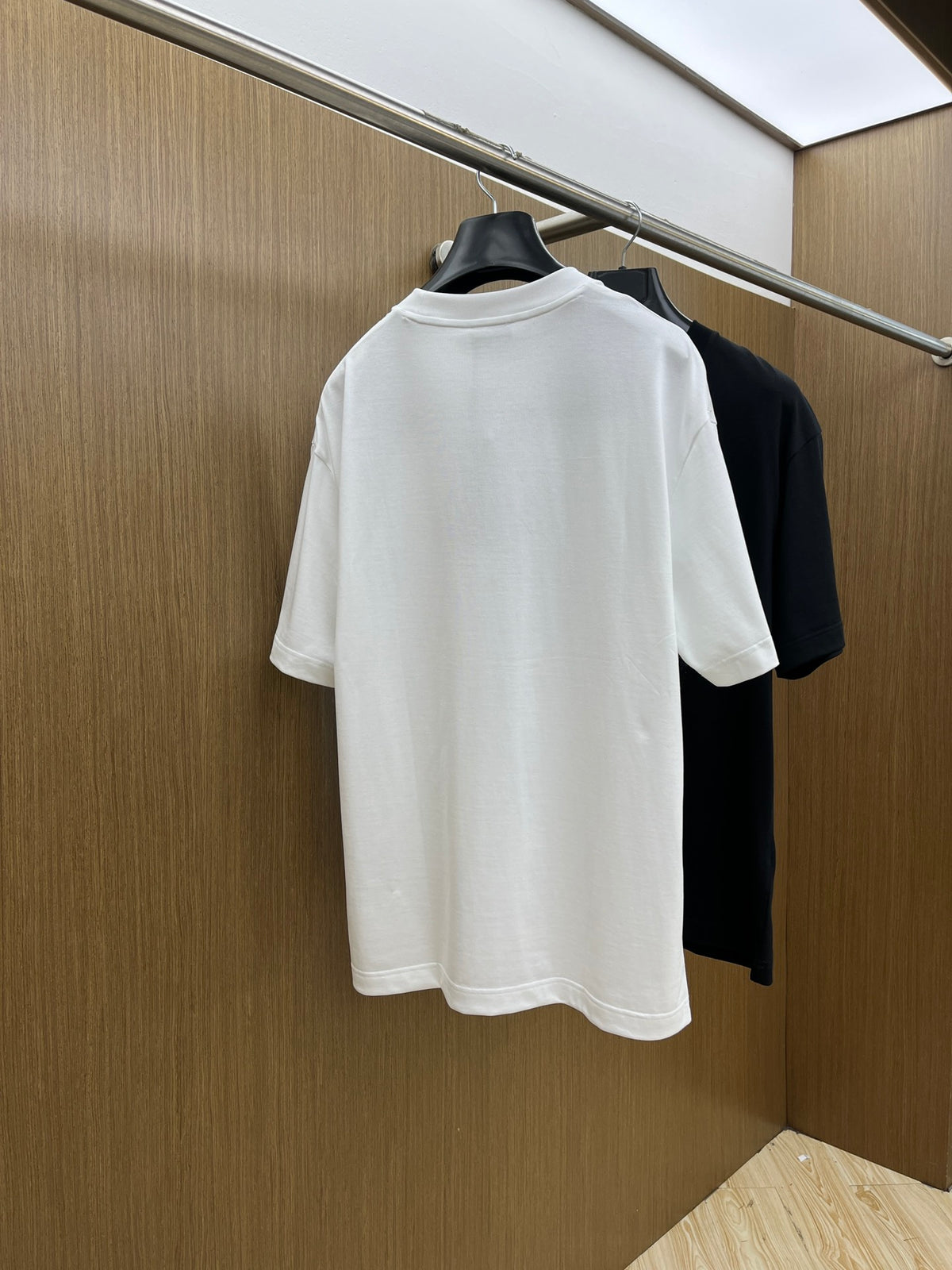 Dio! Logo short-sleeved crew neck T-shirt