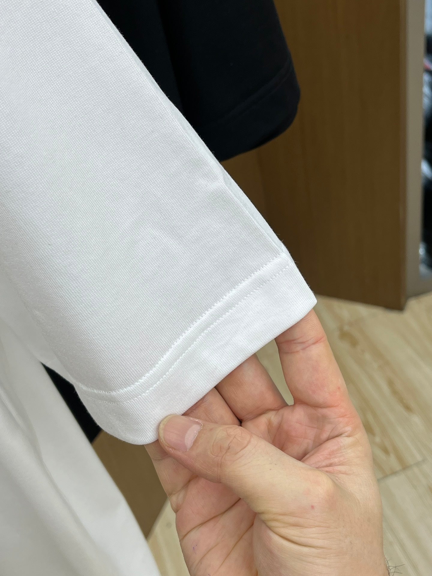 Dio! Logo short-sleeved crew neck T-shirt