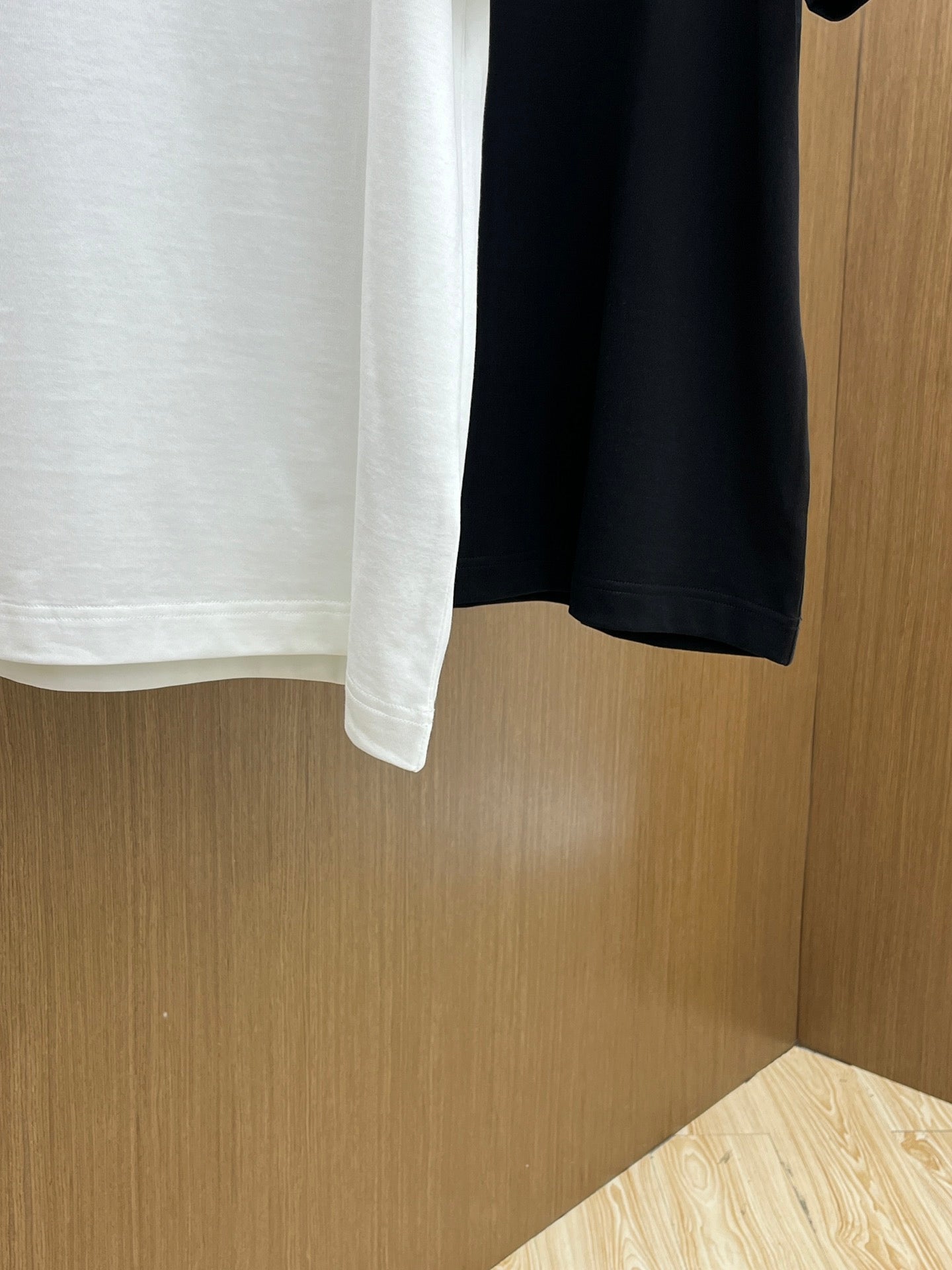 Dio! Logo short-sleeved crew neck T-shirt