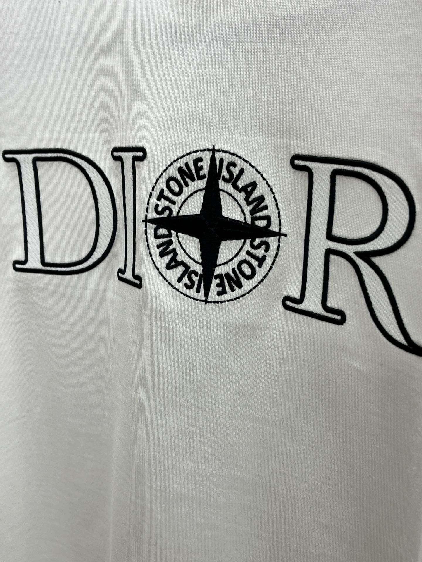 Dio! Logo short-sleeved crew neck T-shirt