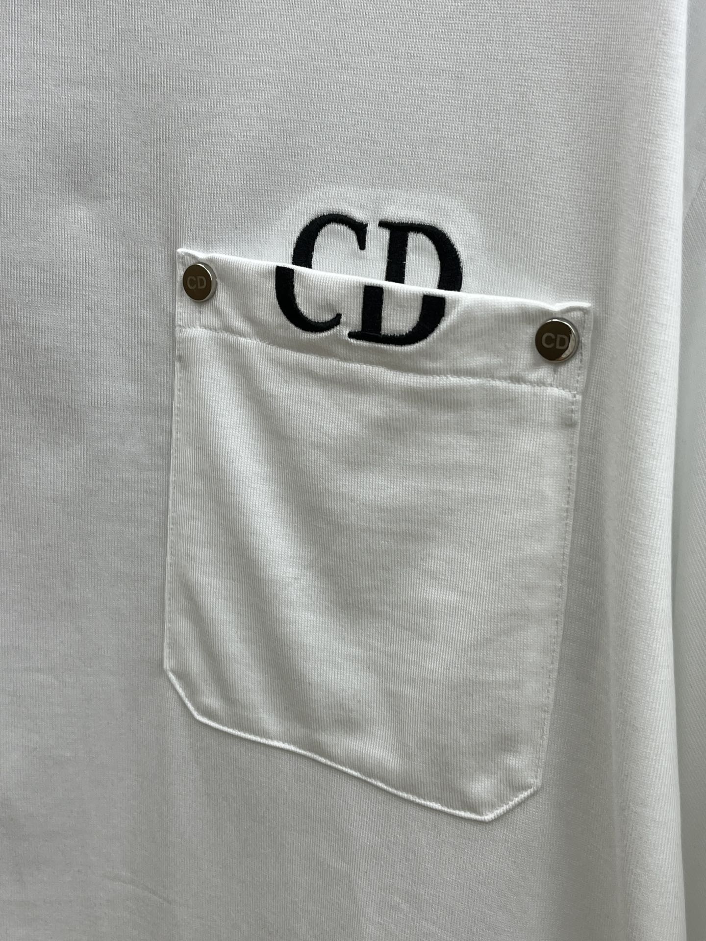 Dio! Logo short-sleeved crew neck T-shirt