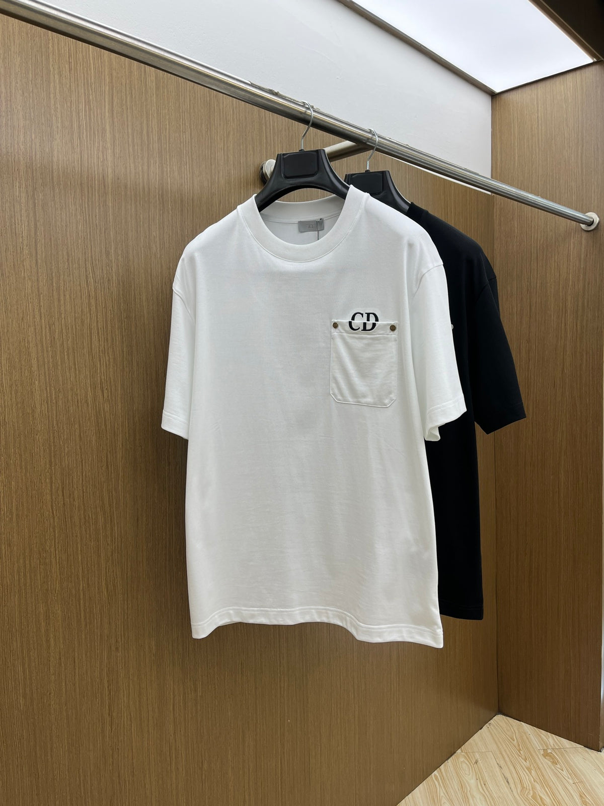 Dio! Logo short-sleeved crew neck T-shirt