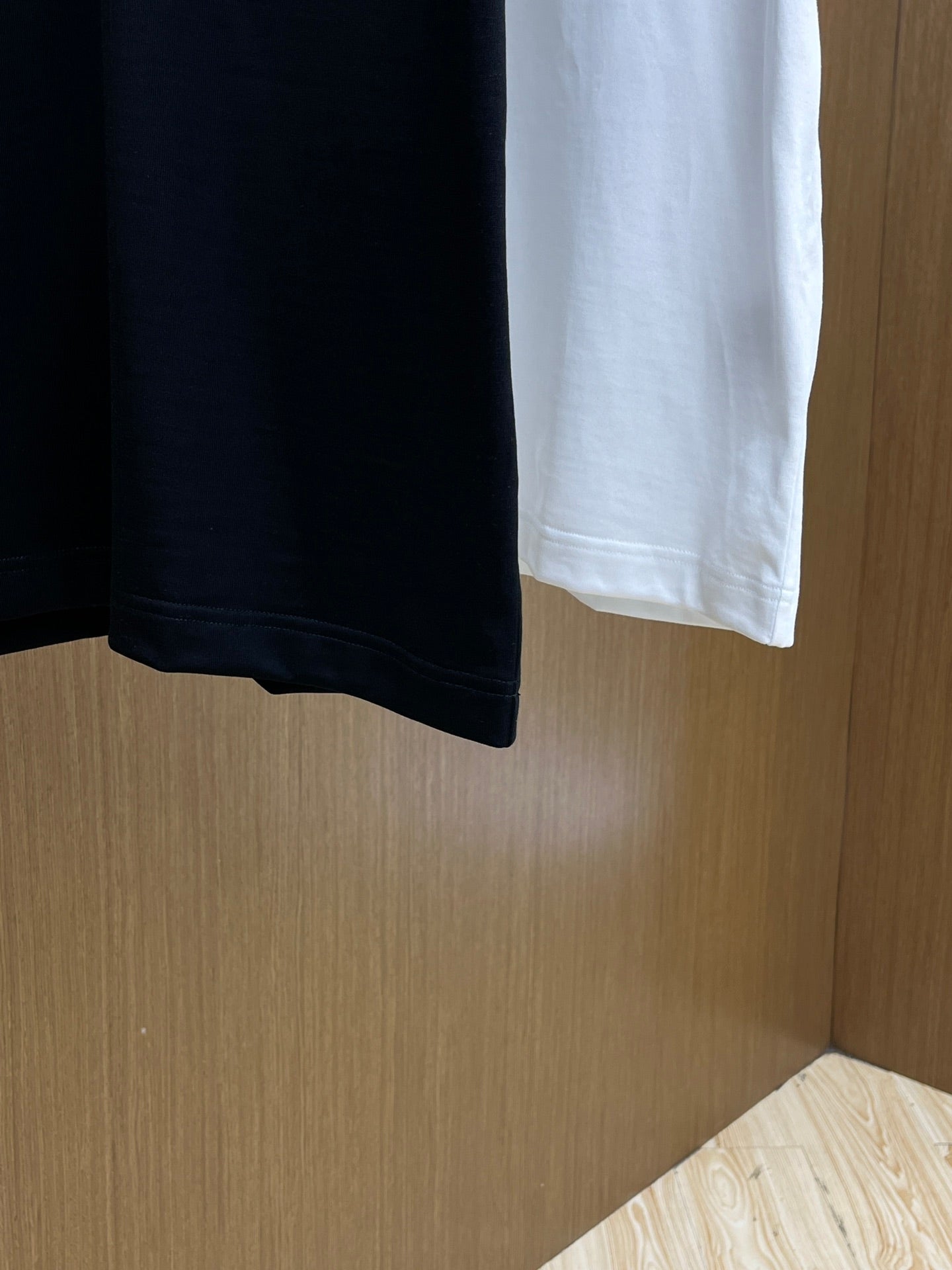 Dio! Logo short-sleeved crew neck T-shirt