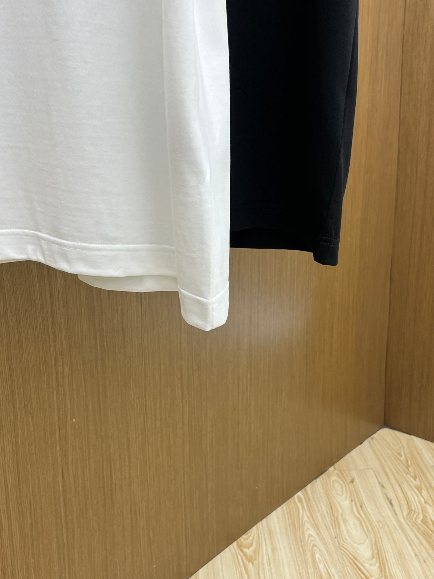 Dio! Logo short-sleeved crew neck T-shirt