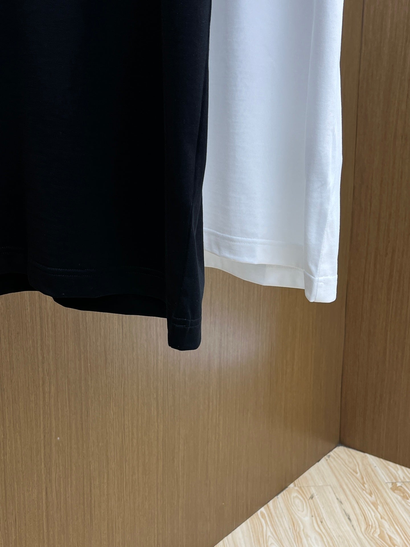 Dio! Logo short-sleeved crew neck T-shirt