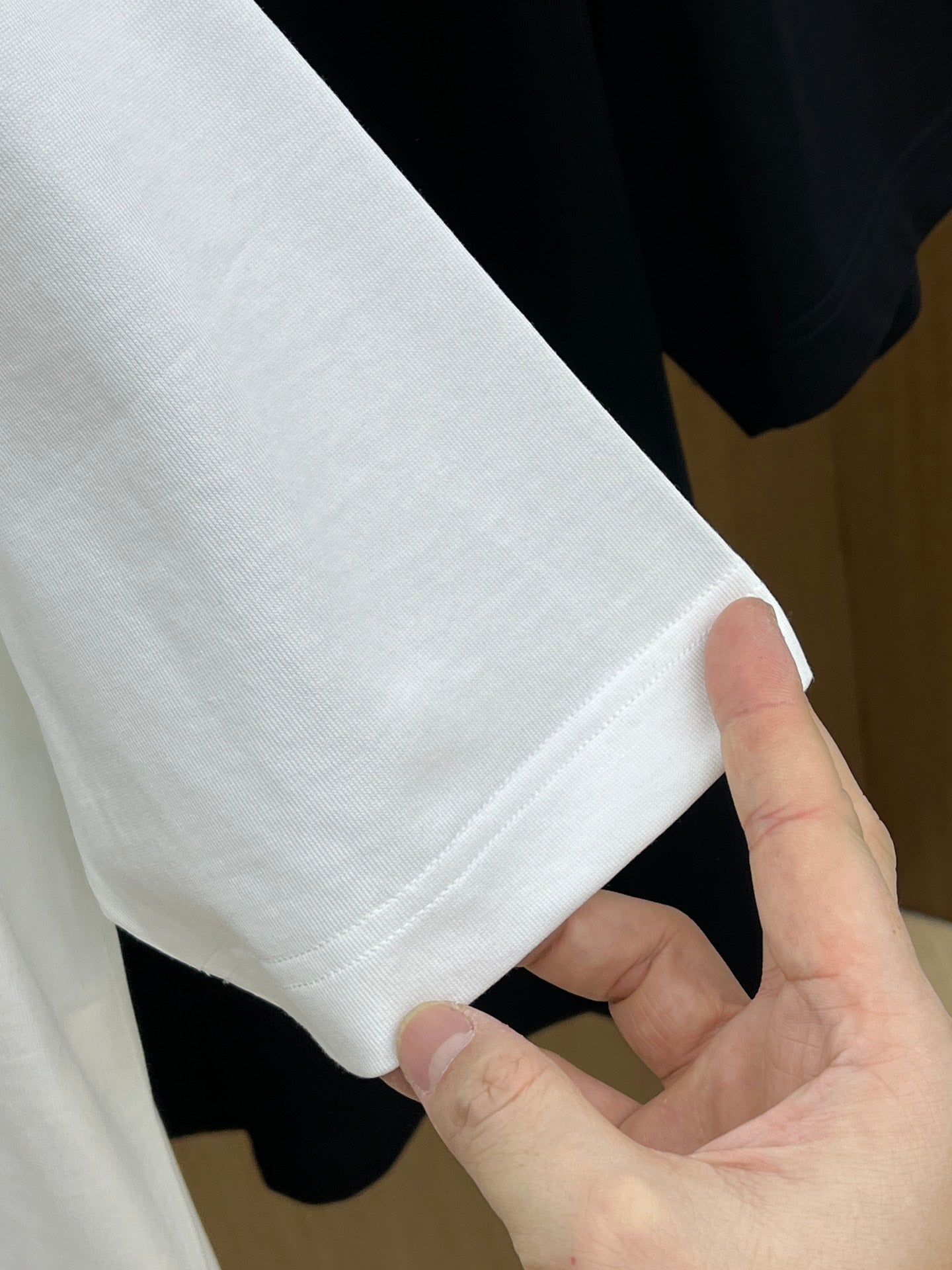 Dio! Logo short-sleeved crew neck T-shirt