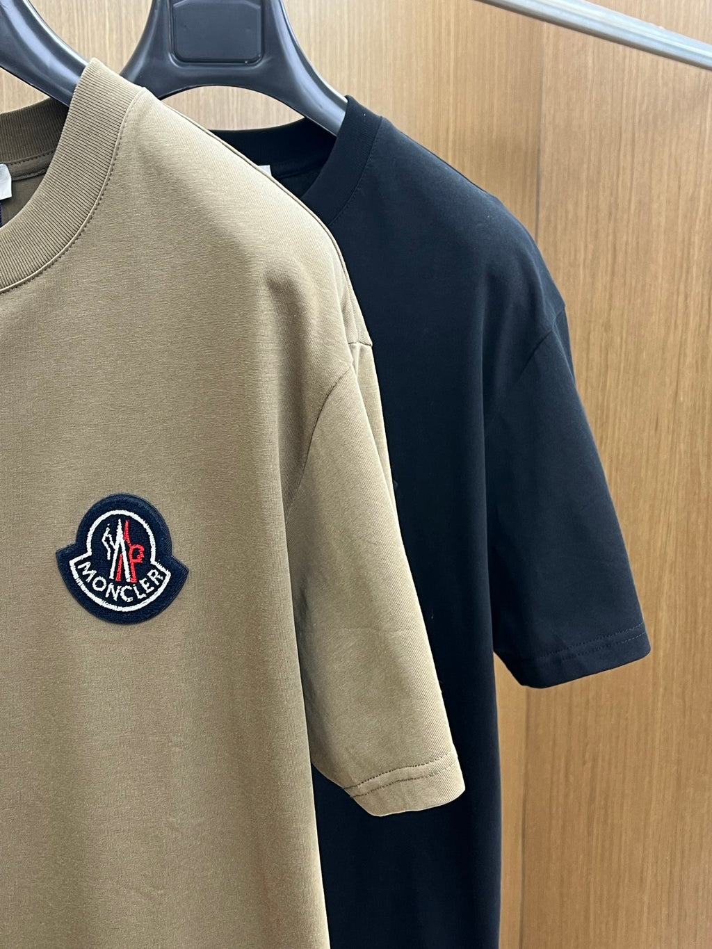 Moncle! short-sleeved crew-neck T-shirt