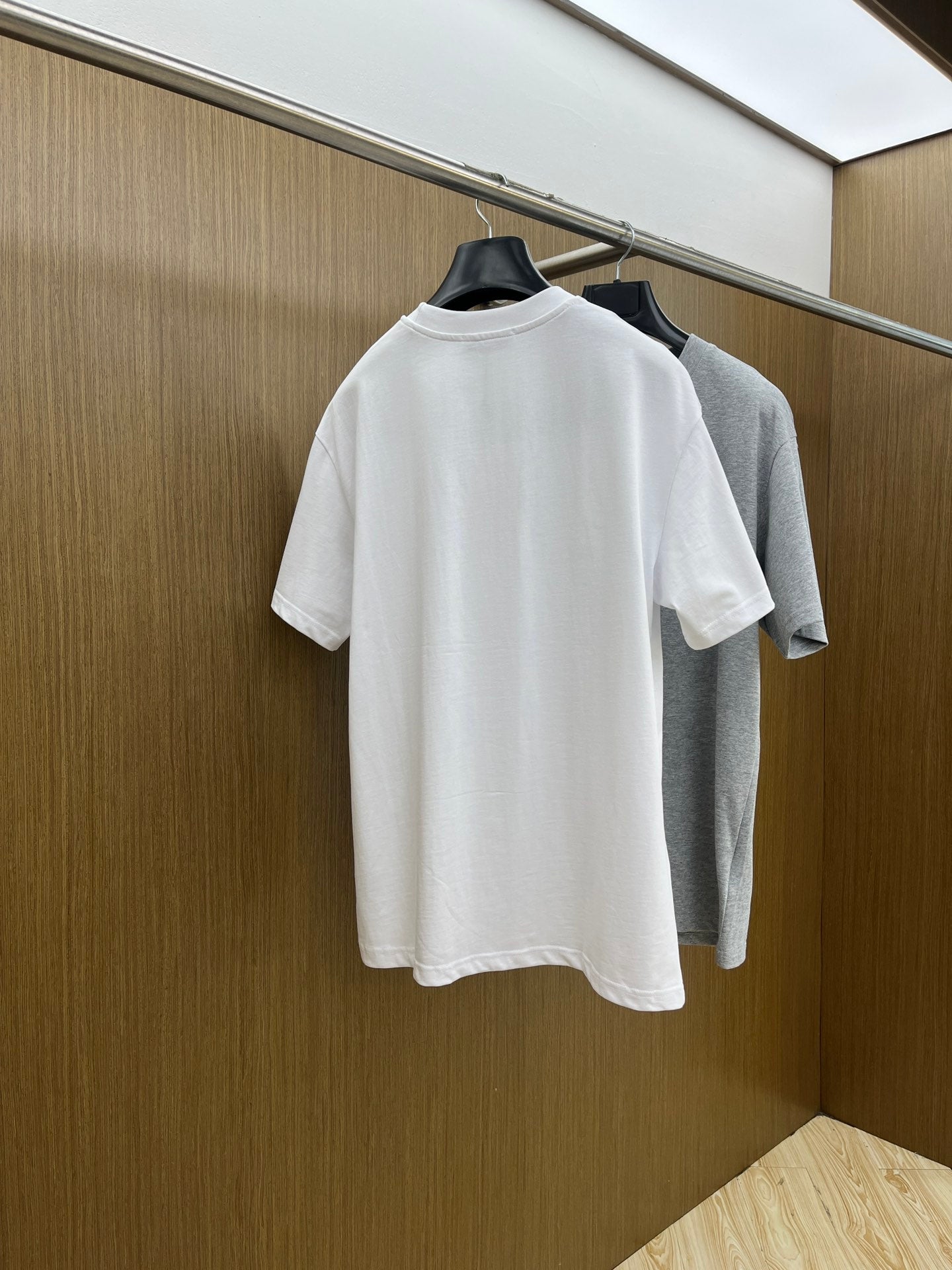 Moncle! short-sleeved crew-neck T-shirt