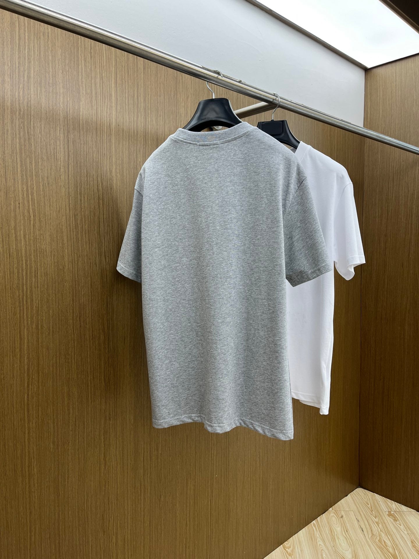 Moncle! short-sleeved crew-neck T-shirt