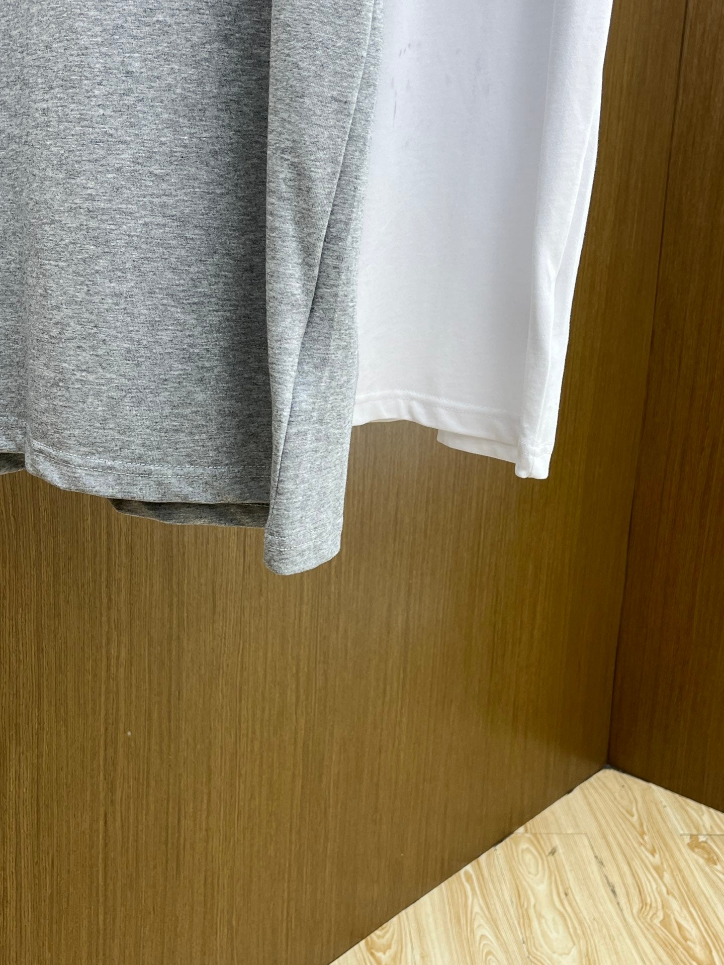 Moncle! short-sleeved crew-neck T-shirt