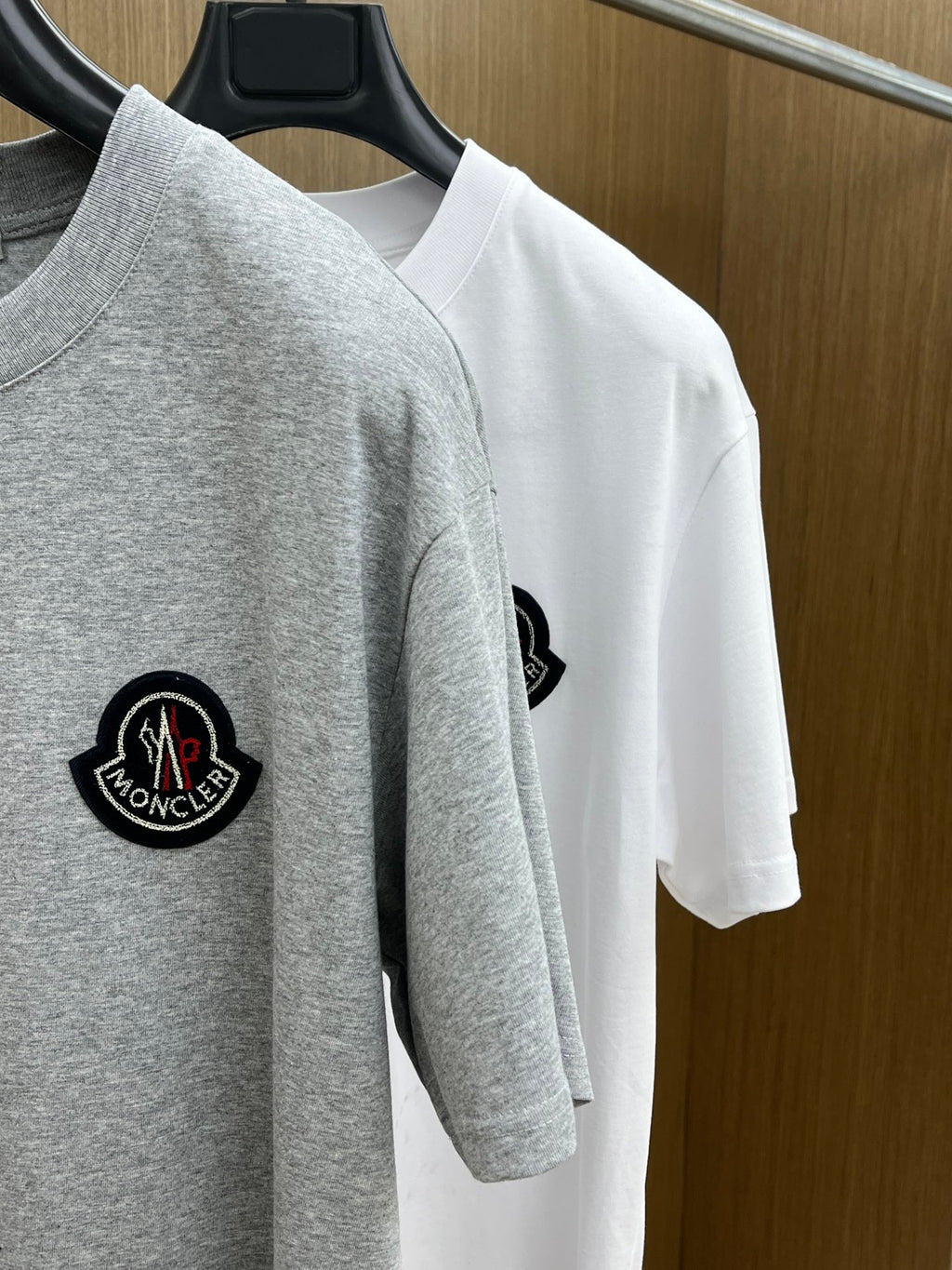 Moncle! short-sleeved crew-neck T-shirt