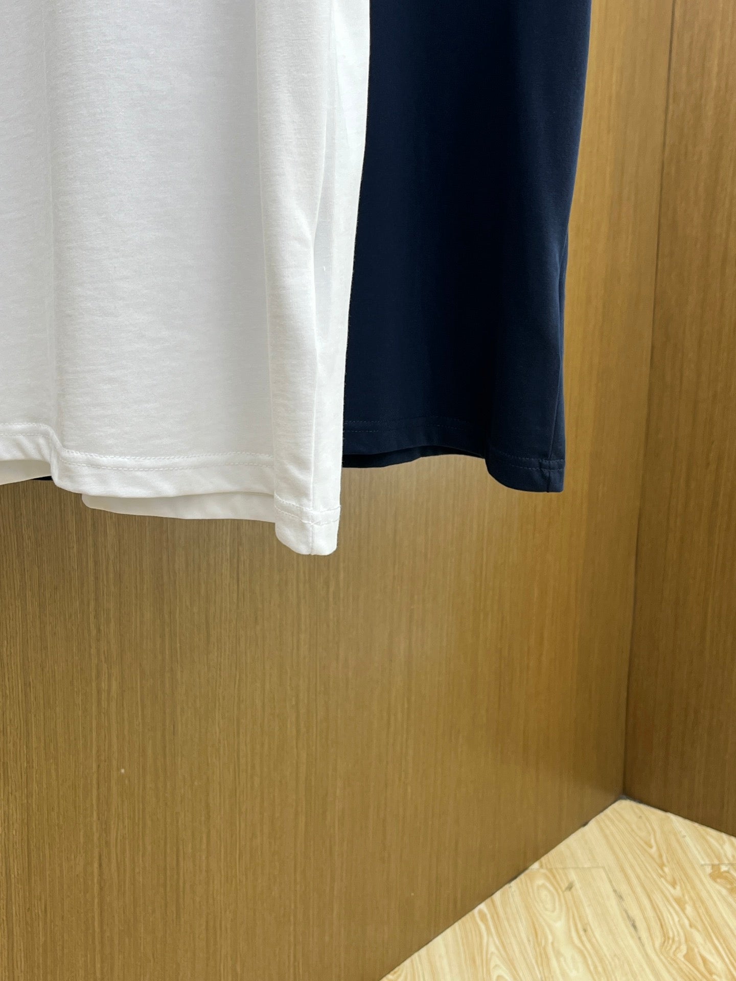 Moncle! short-sleeved crew-neck T-shirt