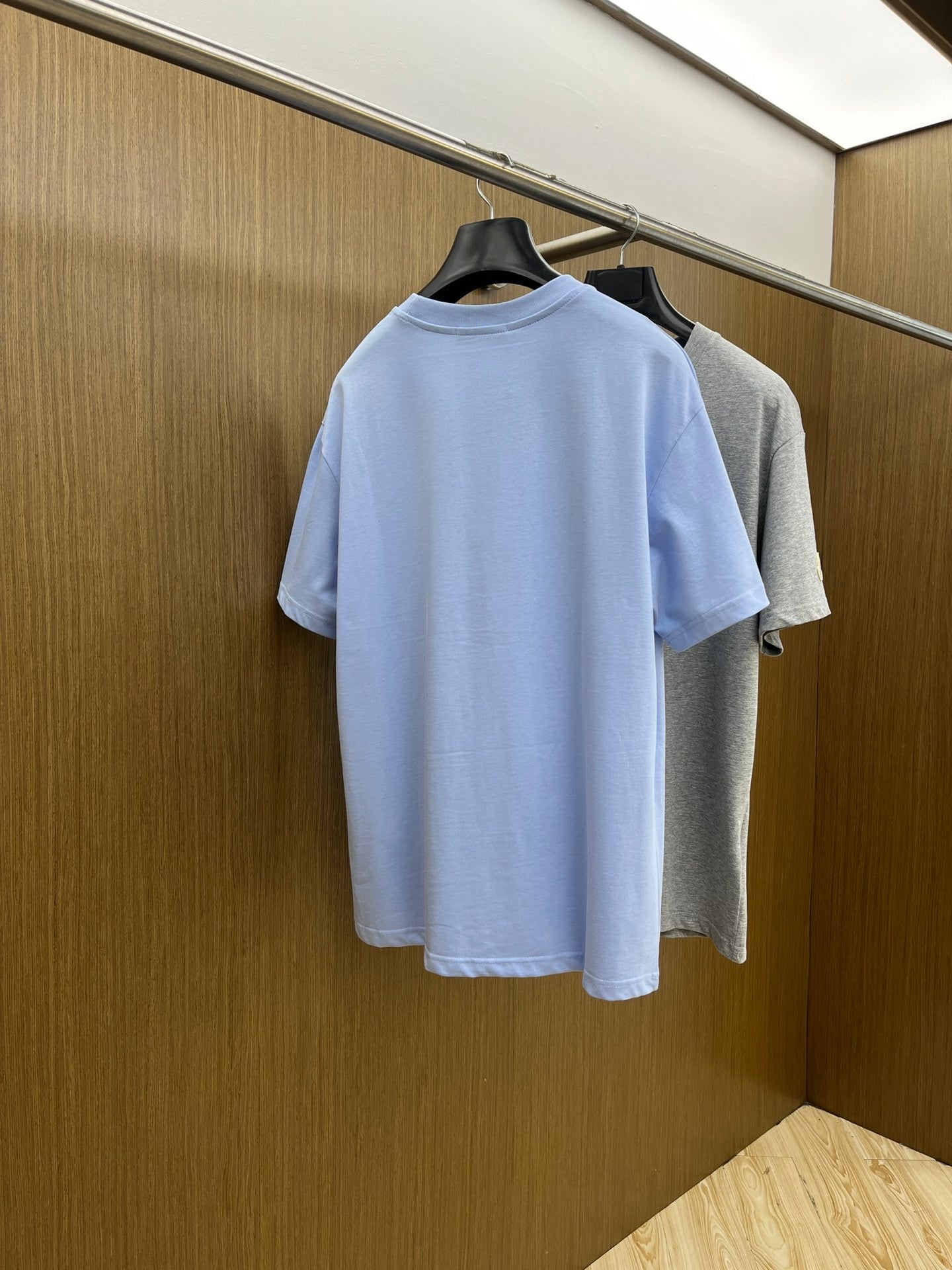 Moncle! short-sleeved crew-neck T-shirt