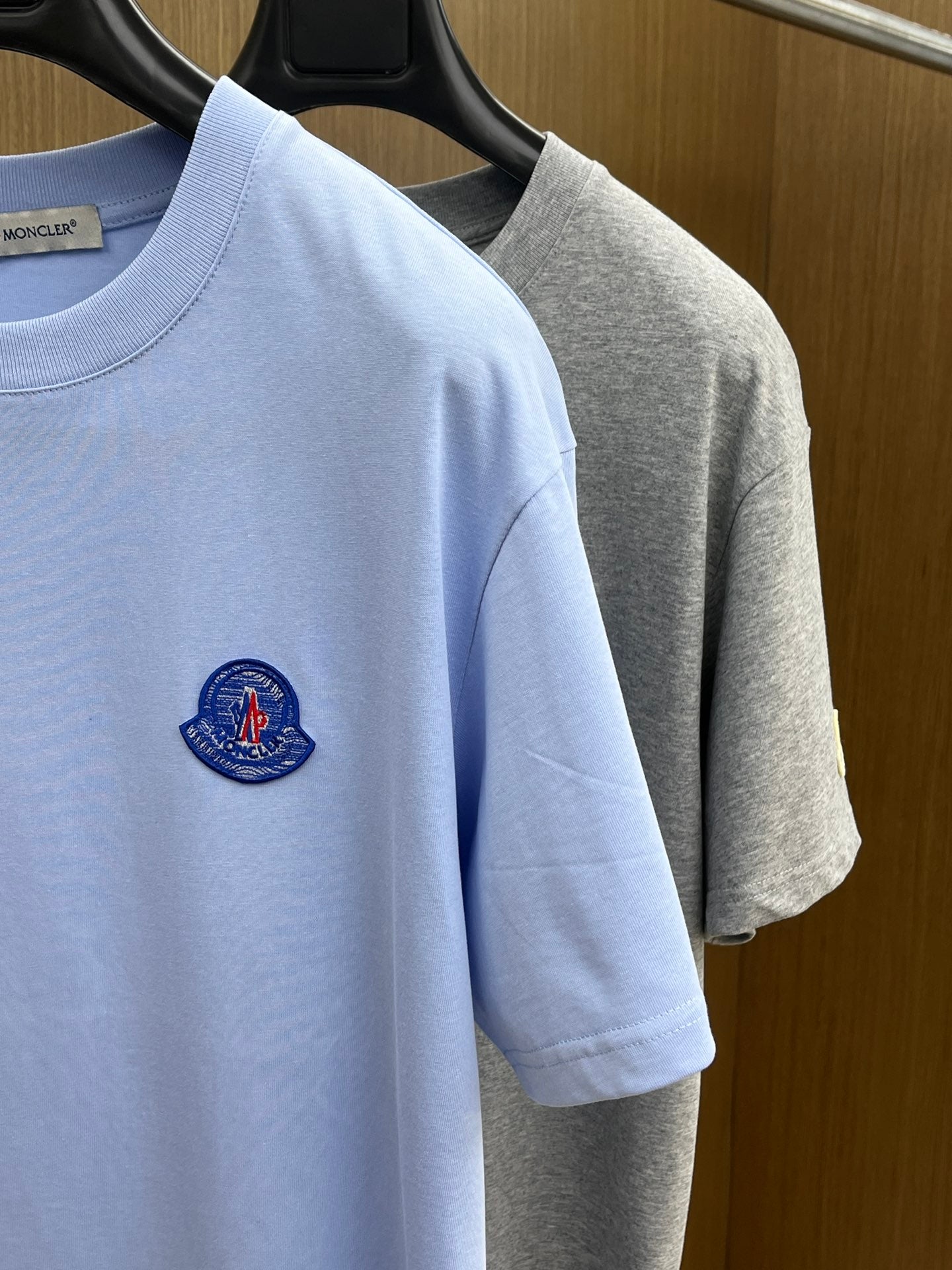 Moncle! short-sleeved crew-neck T-shirt