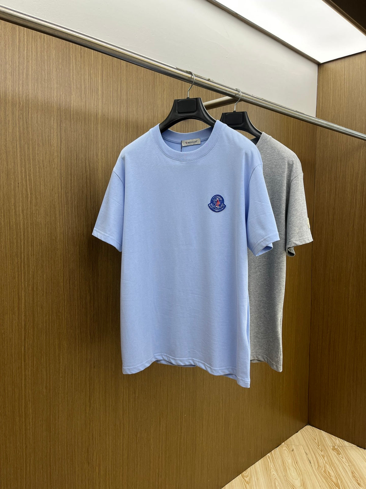 Moncle! short-sleeved crew-neck T-shirt