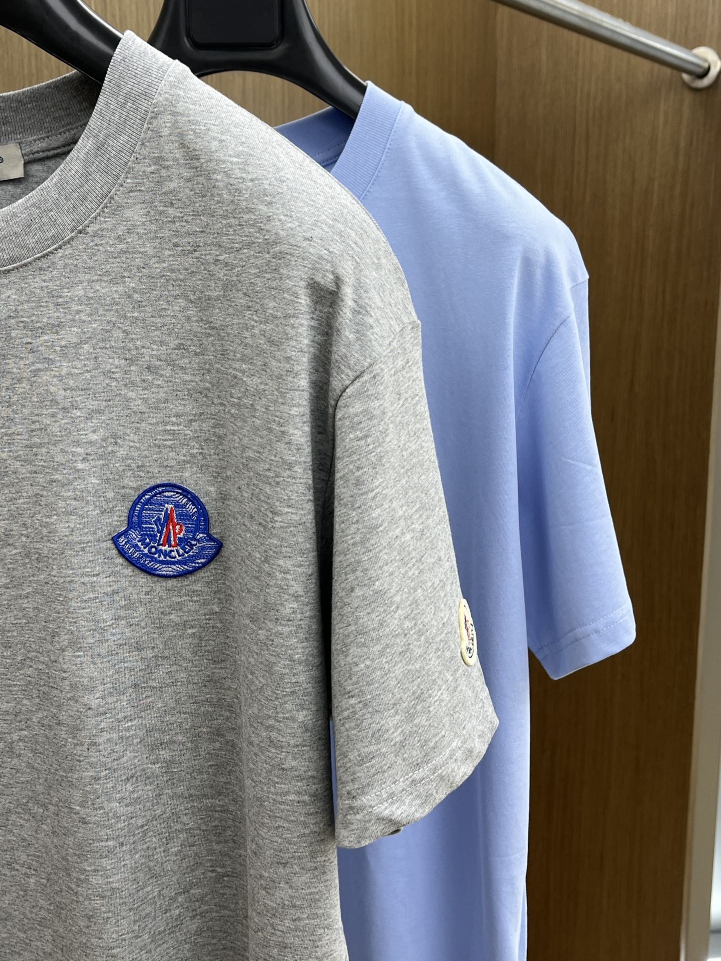Moncle! short-sleeved crew-neck T-shirt