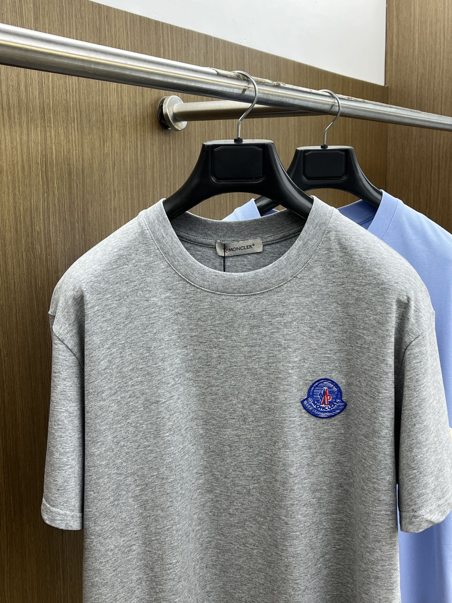Moncle! short-sleeved crew-neck T-shirt