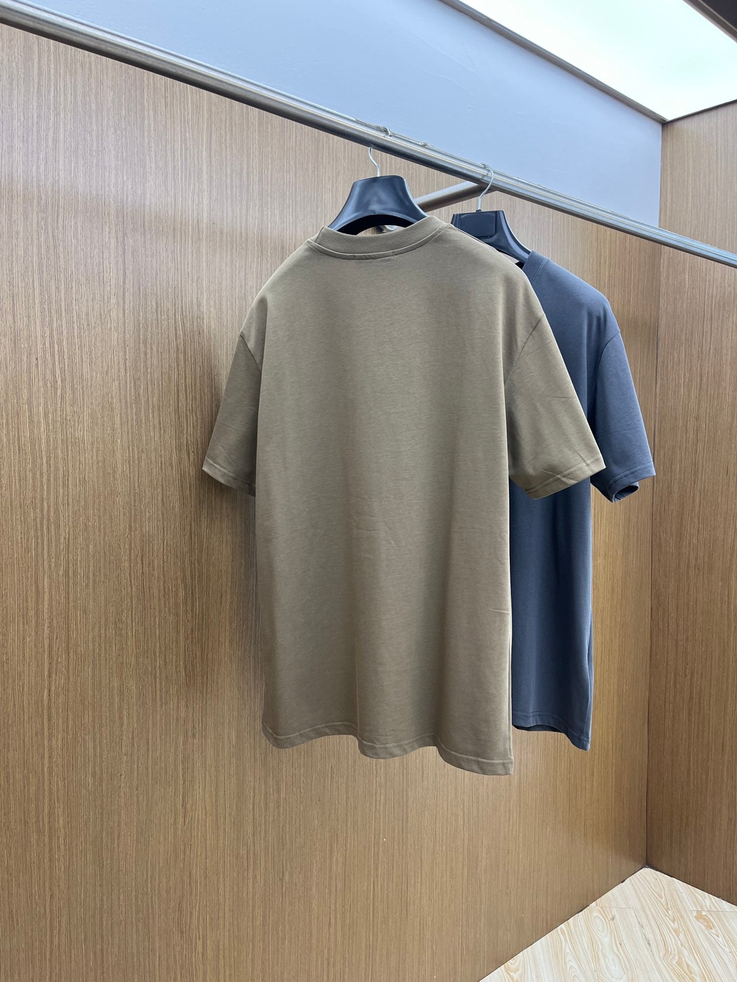 Moncle! short-sleeved crew-neck T-shirt