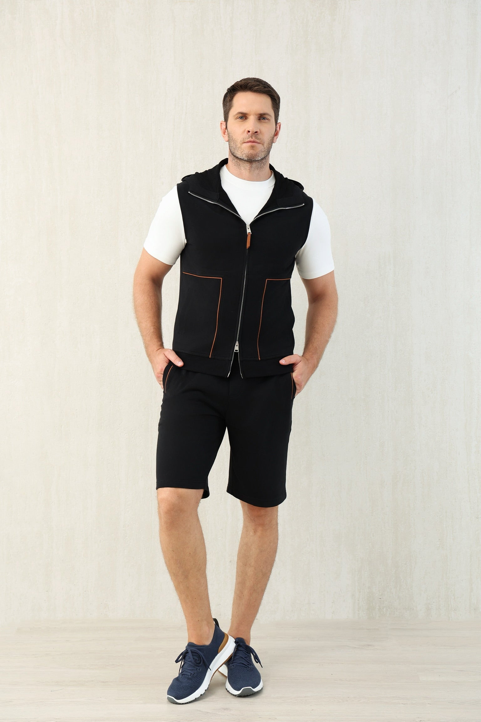 Brunello Cucinel! Cotton shorts