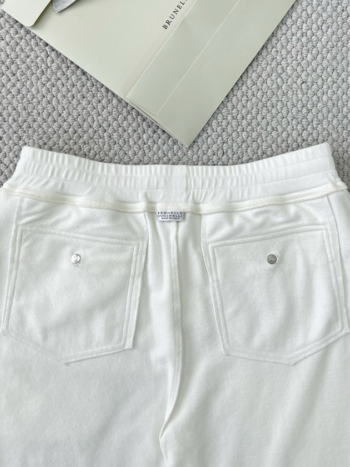 Brunello Cucinel! Cotton shorts