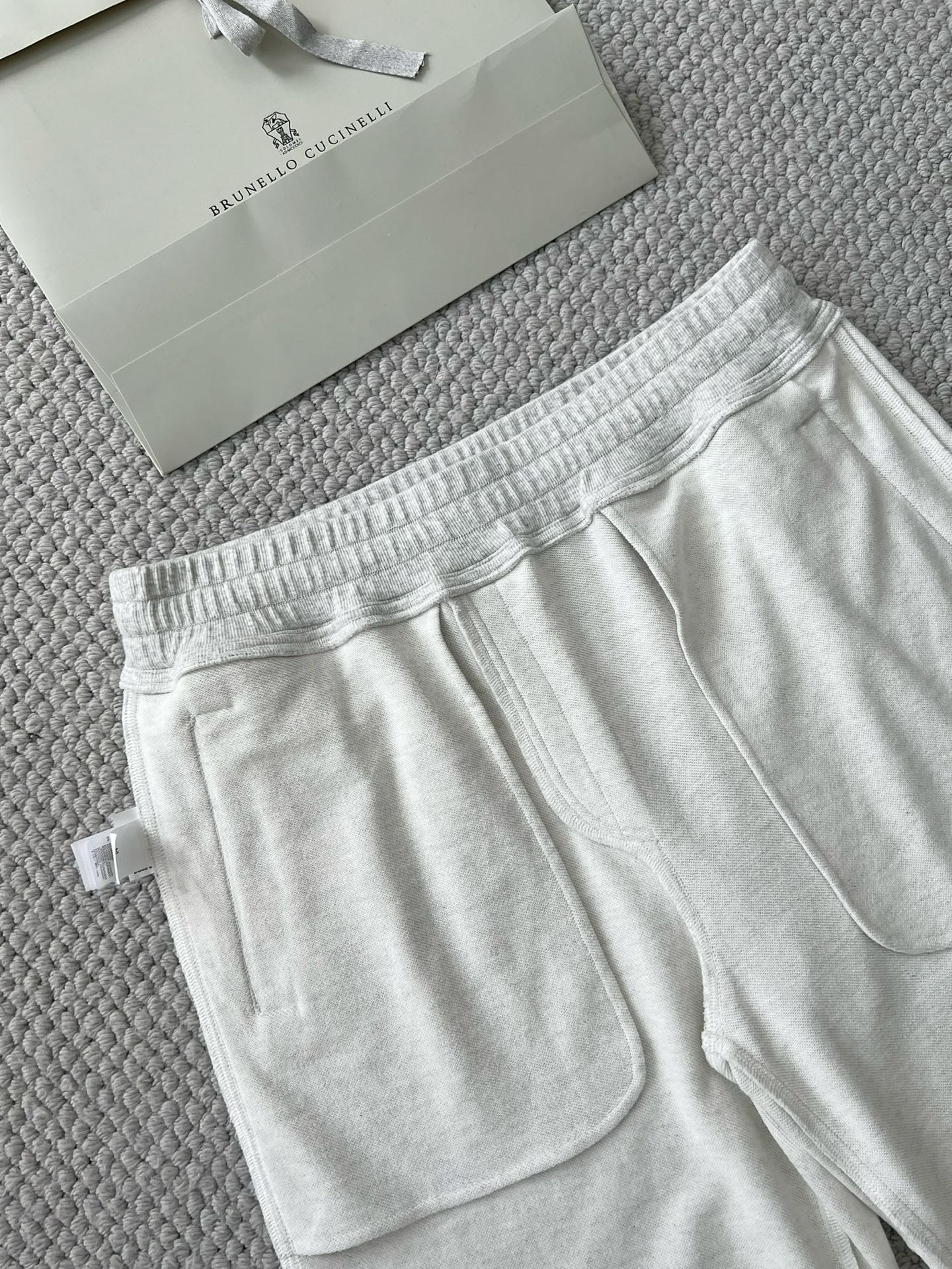 Brunello Cucinel! Cotton shorts