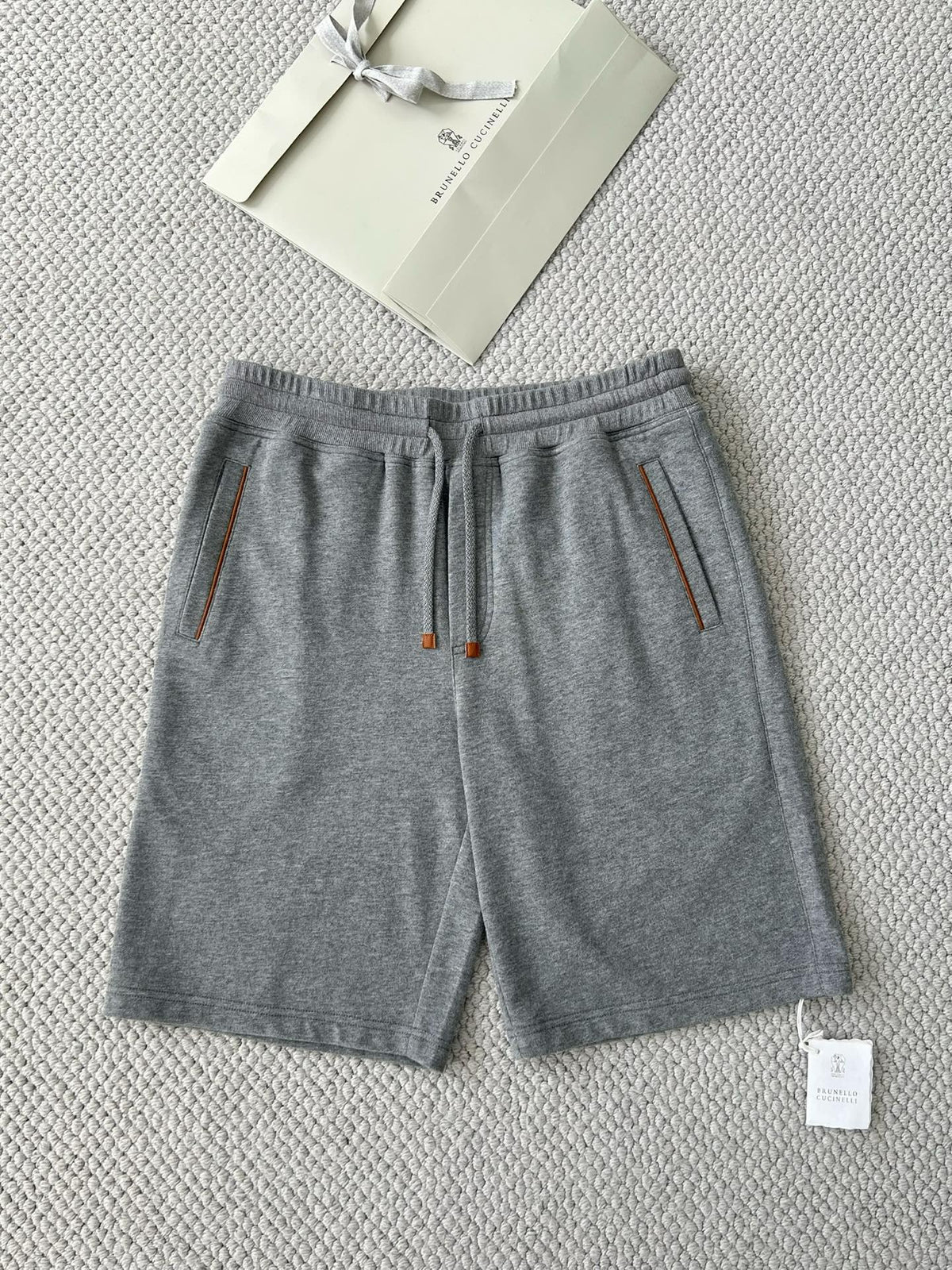 Brunello Cucinel! Cotton shorts