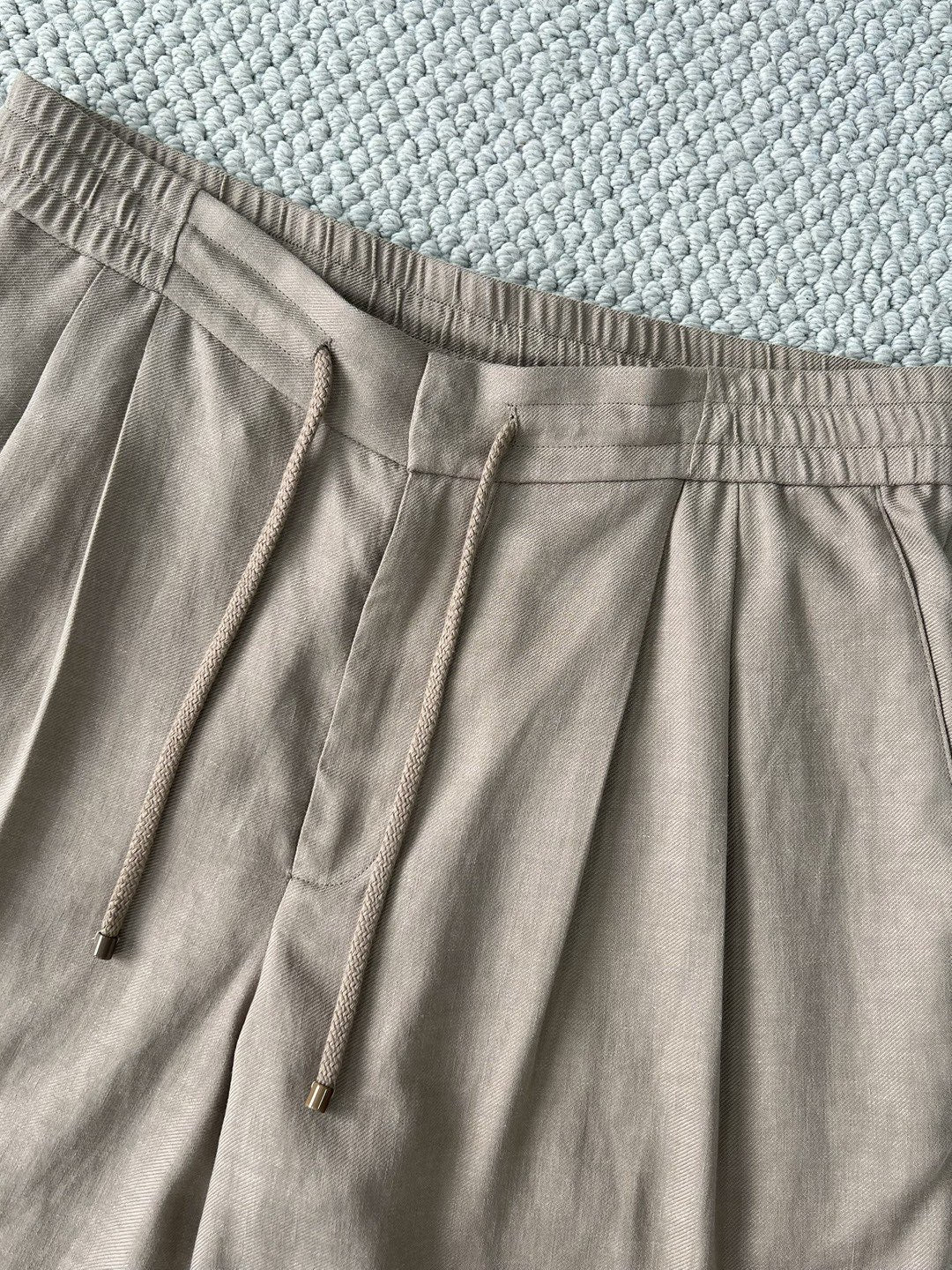 Brunello Cucinel! Bermuda shorts with drawstring