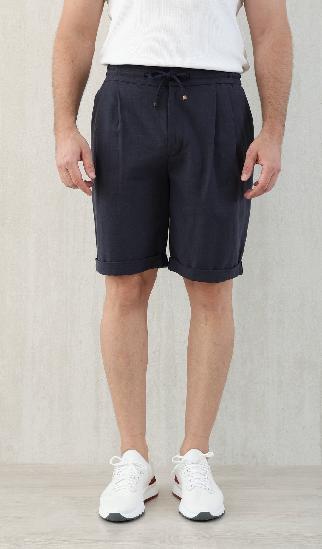 Brunello Cucinel! Bermuda shorts with drawstring