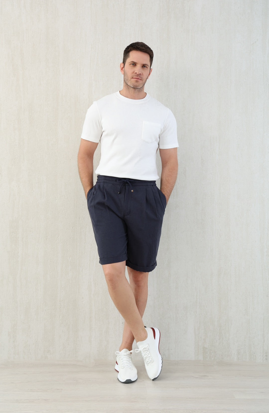 Brunello Cucinel! Bermuda shorts with drawstring