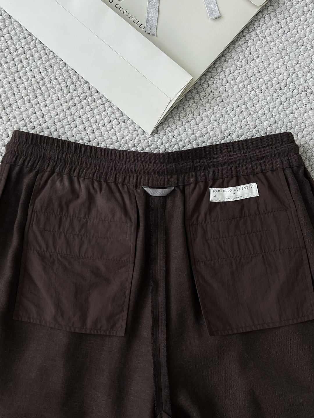 Brunello Cucinel! Bermuda shorts with drawstring