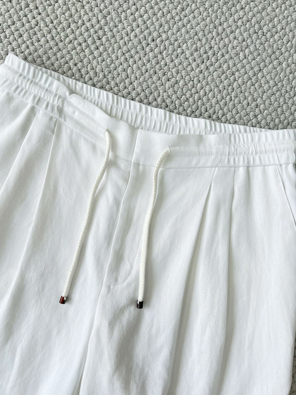 Brunello Cucinel! Bermuda shorts with drawstring