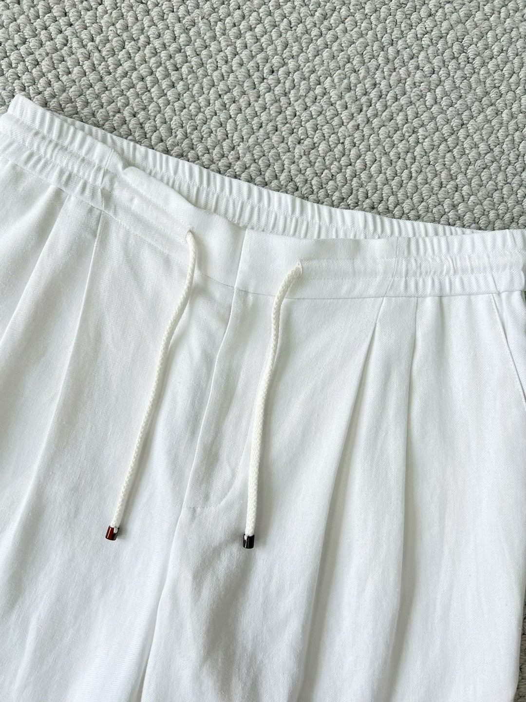 Brunello Cucinel! Bermuda shorts with drawstring