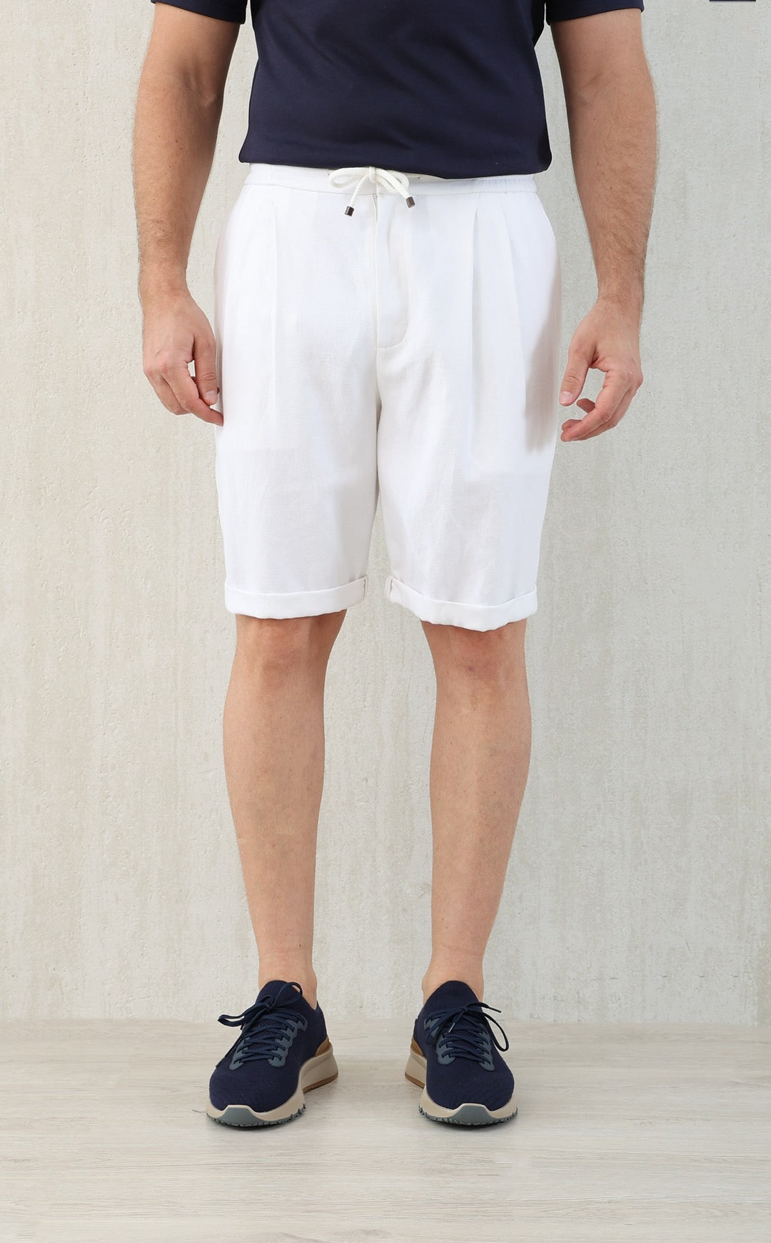 Brunello Cucinel! Bermuda shorts with drawstring