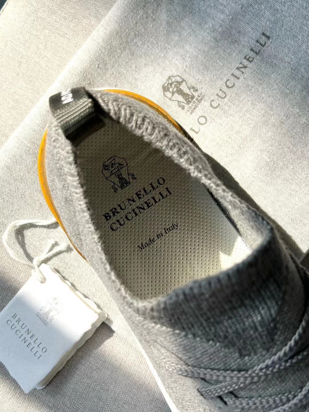 حذاء برونيلو كوتشينيل! Knit Runners
