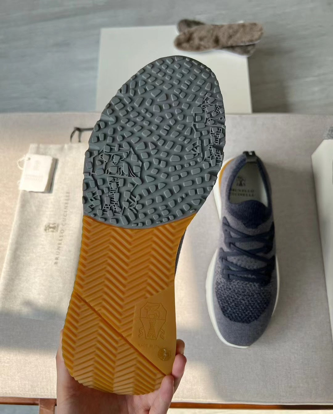 حذاء برونيلو كوتشينيل! Knit Runners