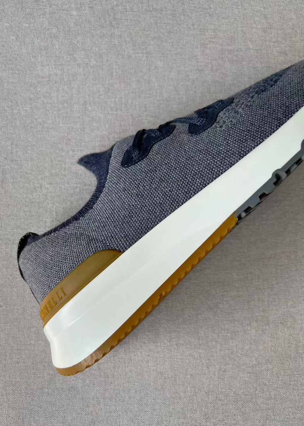 حذاء برونيلو كوتشينيل! Knit Runners