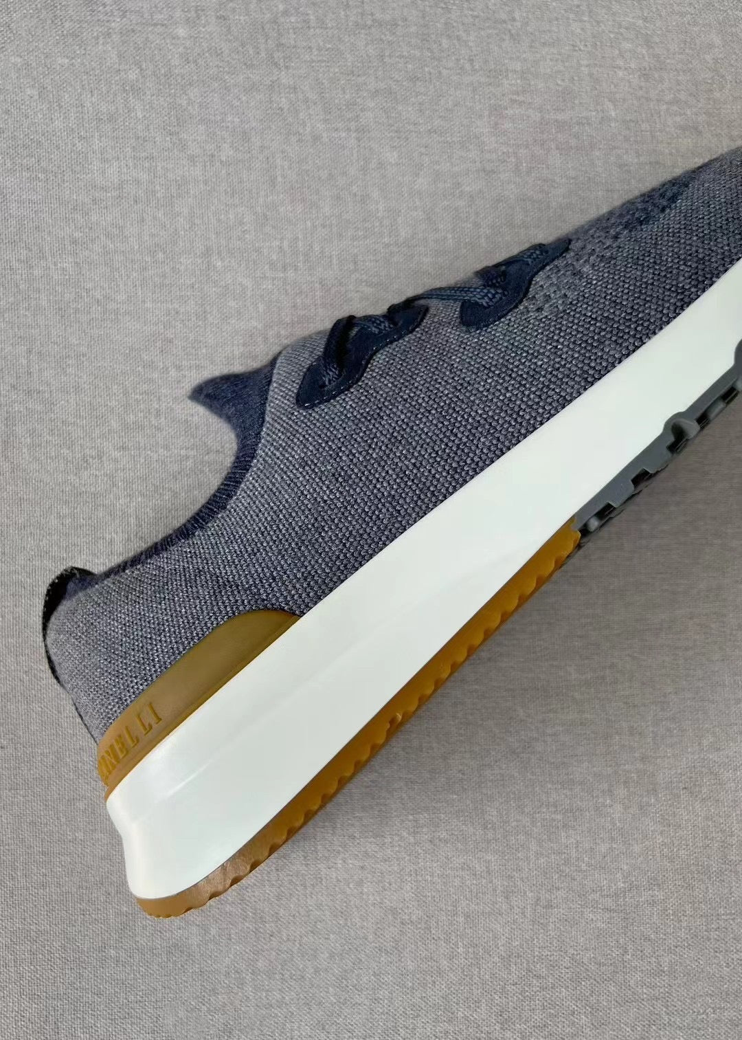 حذاء برونيلو كوتشينيل! Knit Runners