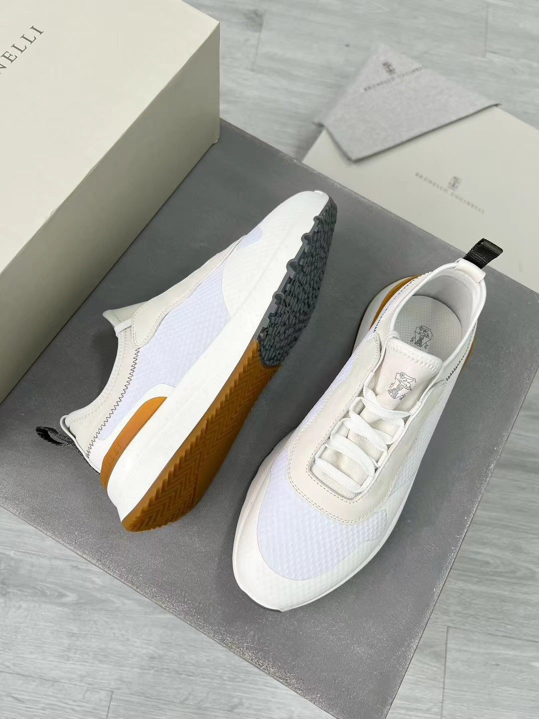 Brunello Cucinel! Logo Lace-up Sneakers