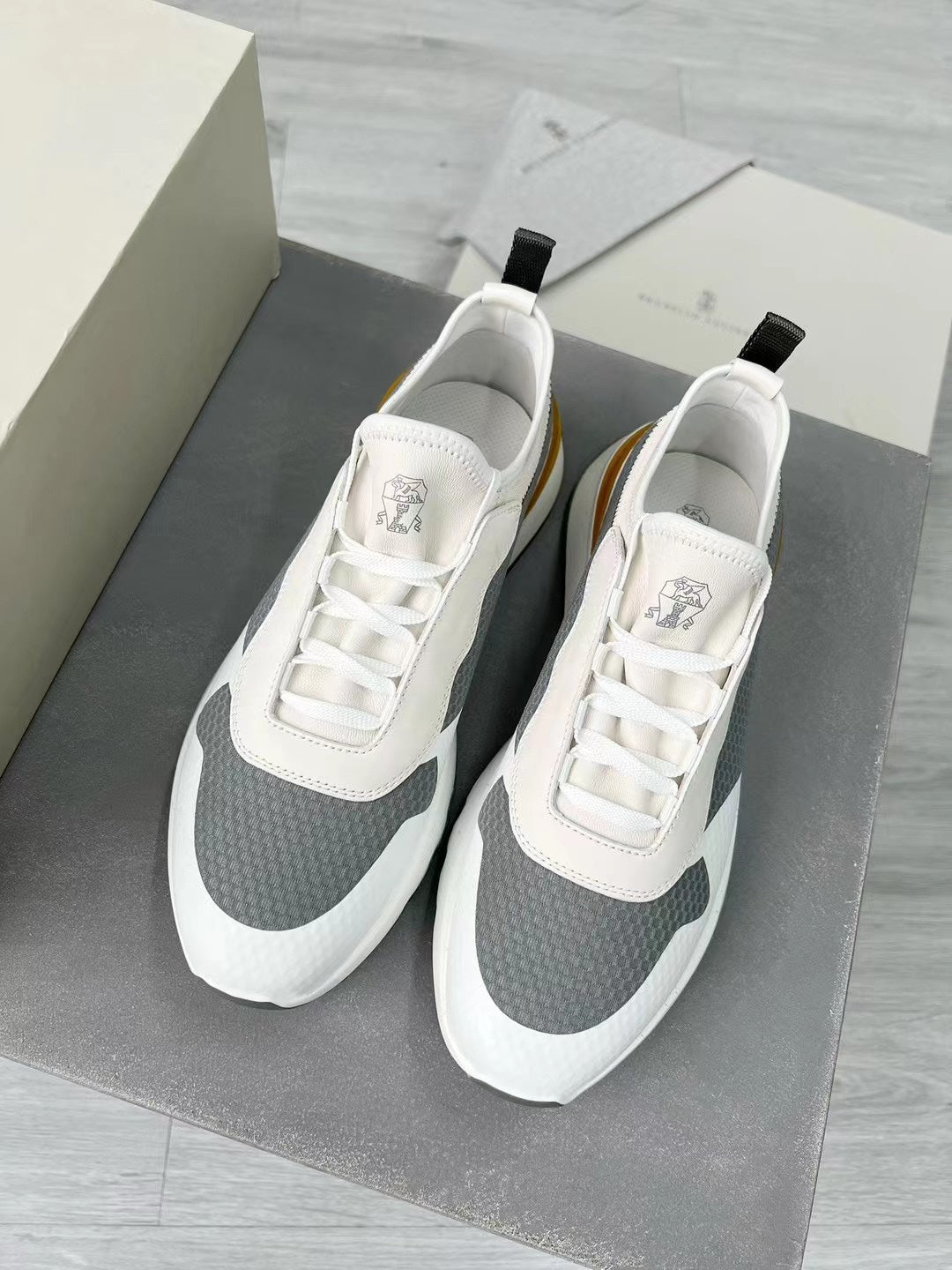 Brunello Cucinel! Logo Lace-up Sneakers