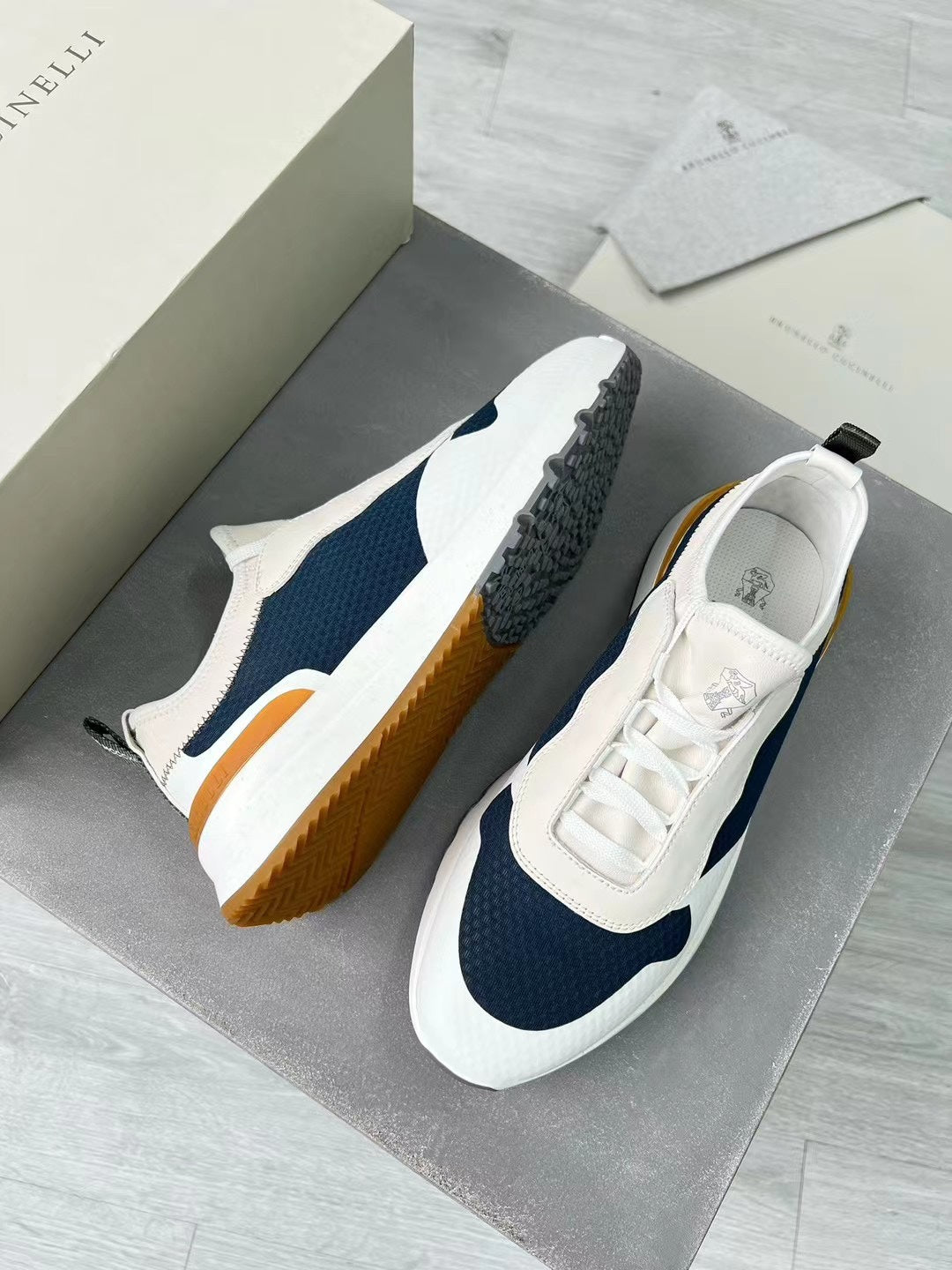 Brunello Cucinel! Logo Lace-up Sneakers
