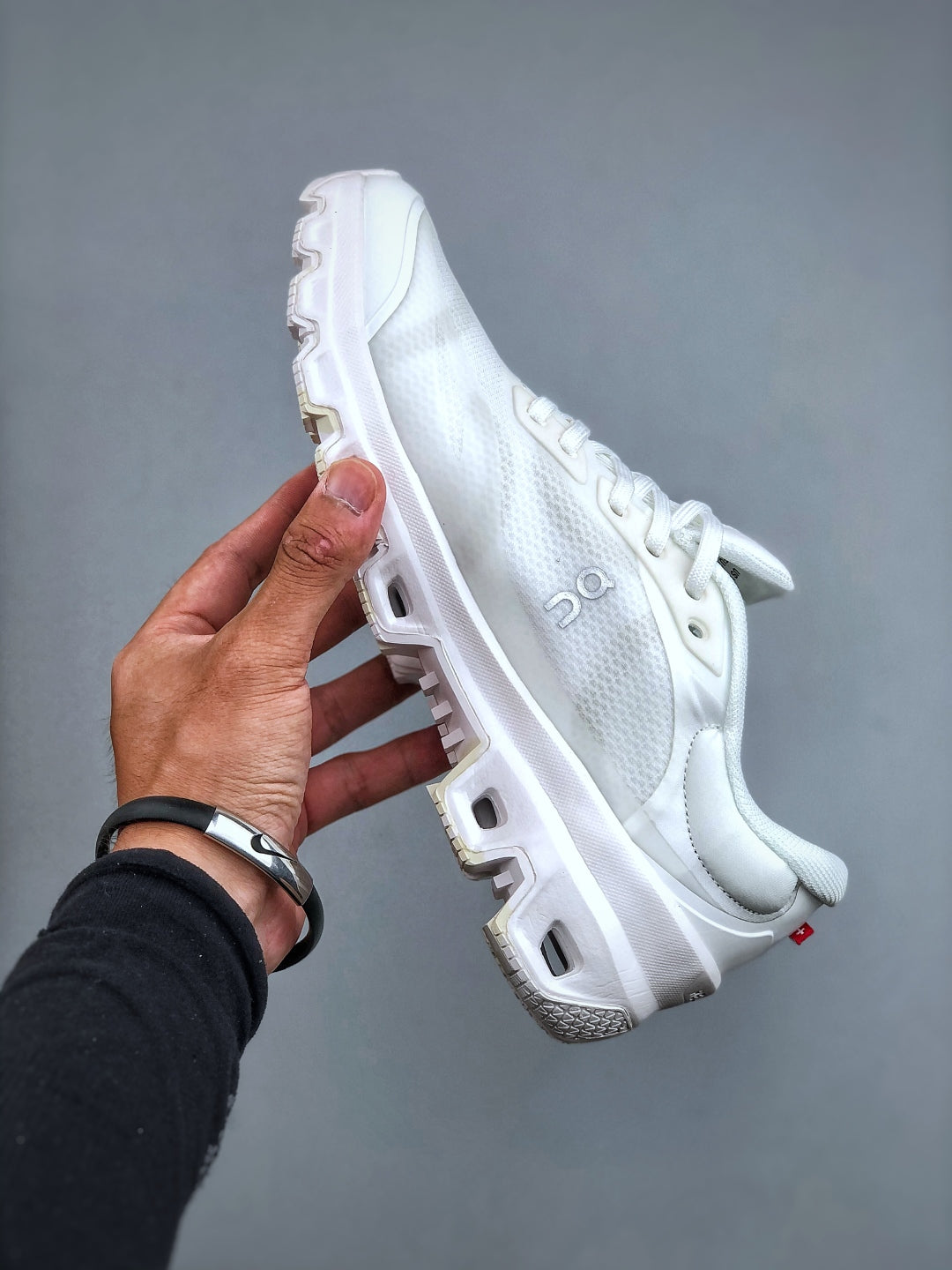Loew! x On CLOUDVENTURE 2.0 Sneakers